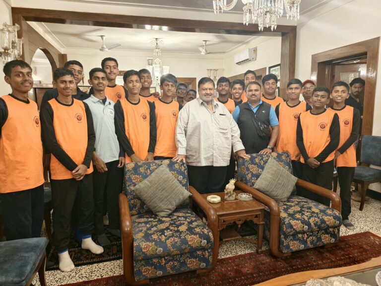 जिल्हास्तरीय हॉकी स्पर्धेत संजीवन विद्यालयाचा डंका; शानबाग हायस्कूलचा ४-० ने धुव्वा उडवत विभागीय स्पर्धेत धडक!